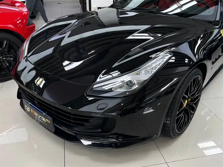 Ferrari GTC4Lusso