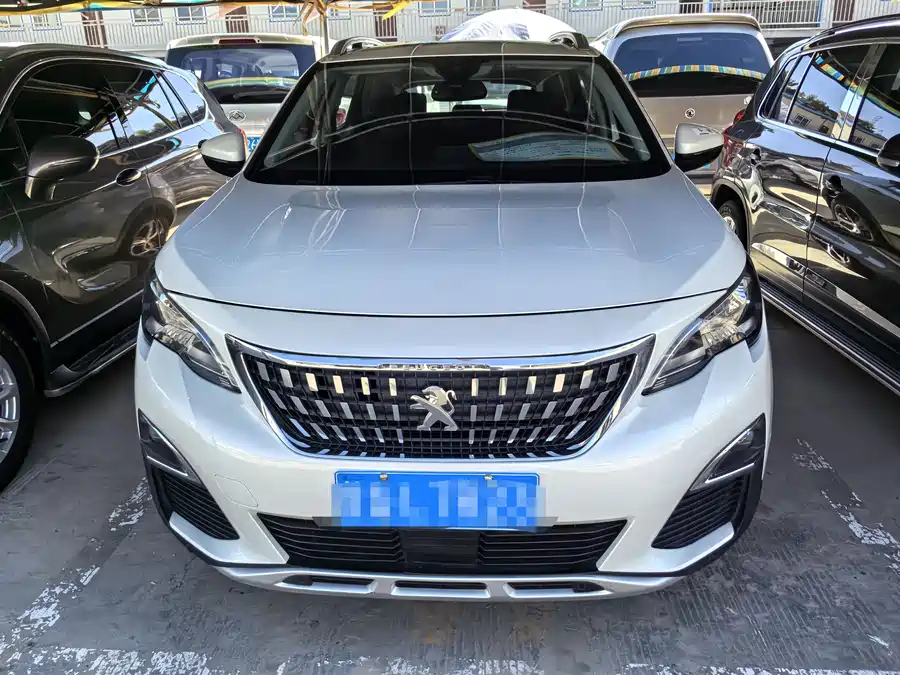 Peugeot 4008