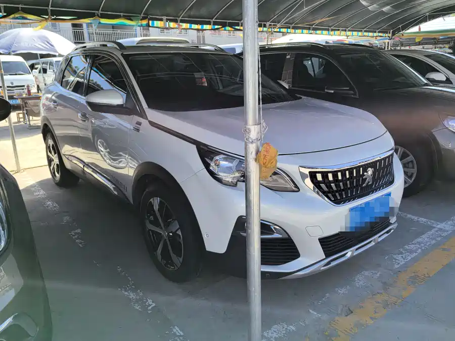 Peugeot 4008