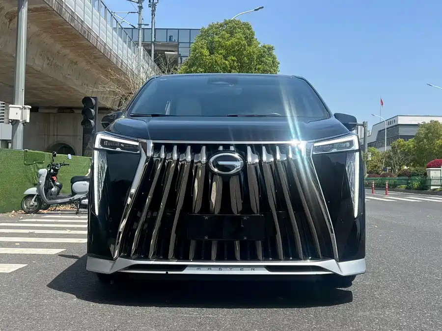 GAC Trumpchi M8