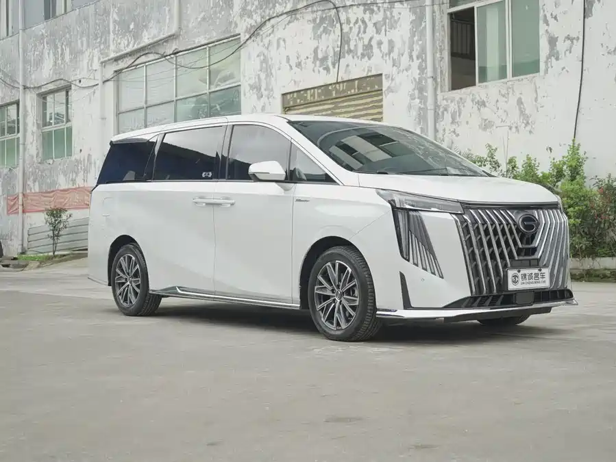 GAC Trumpchi M8