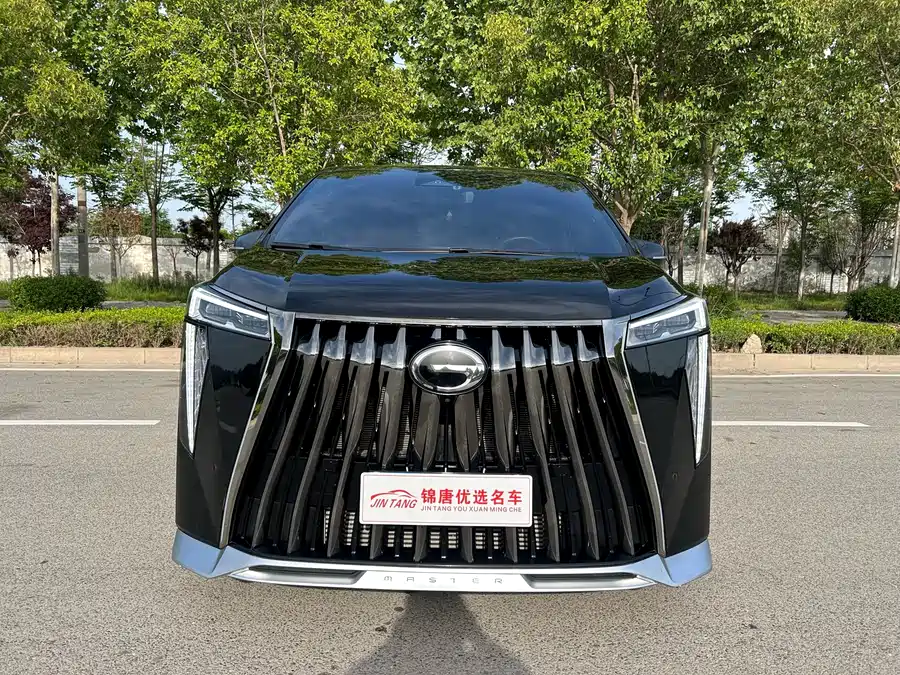 GAC Trumpchi M8