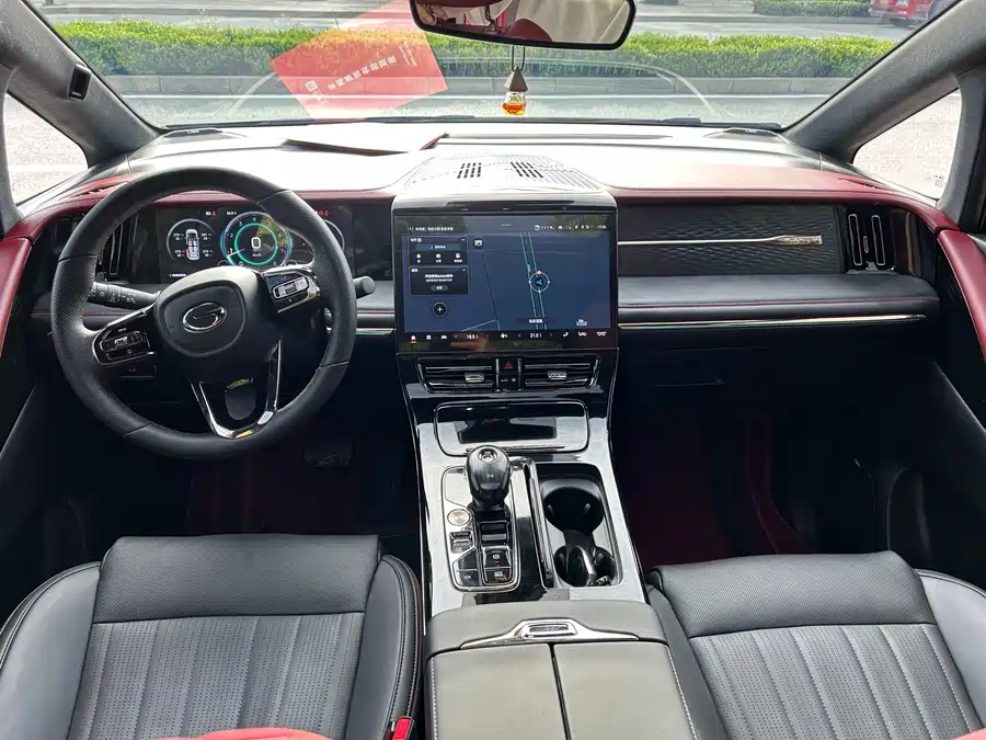 GAC Trumpchi M8