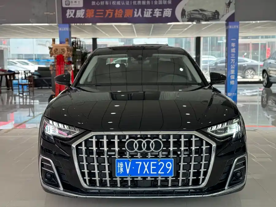Audi A8