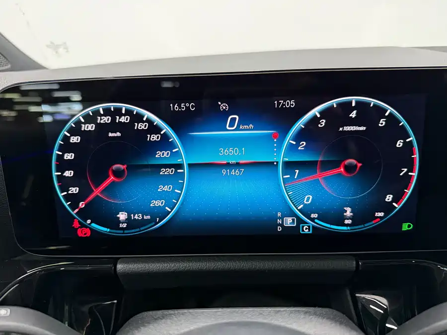 Mercedes Benz GLA