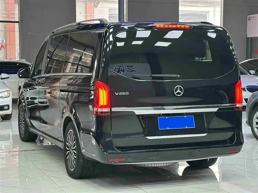 Mercedes Benz Class V