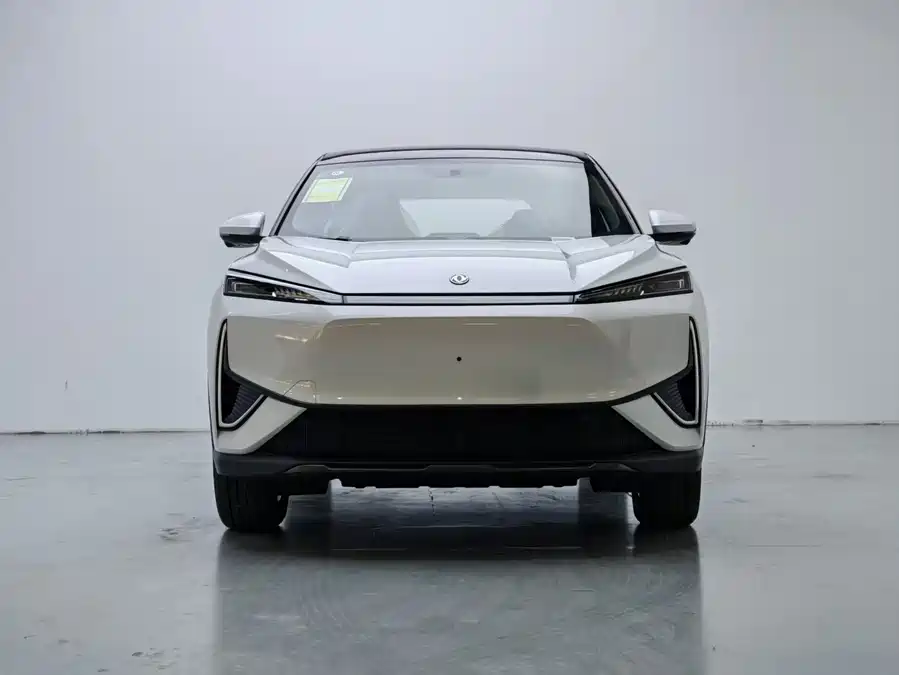 Dongfeng L7