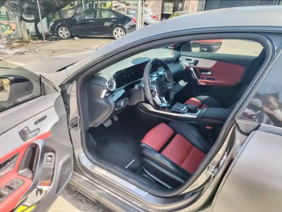 Mercedes Benz CLA AMG