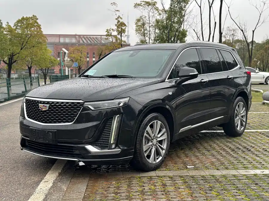 Cadillac XT6