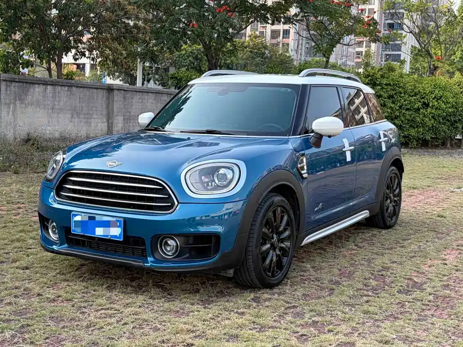MINI COUNTRYMAN