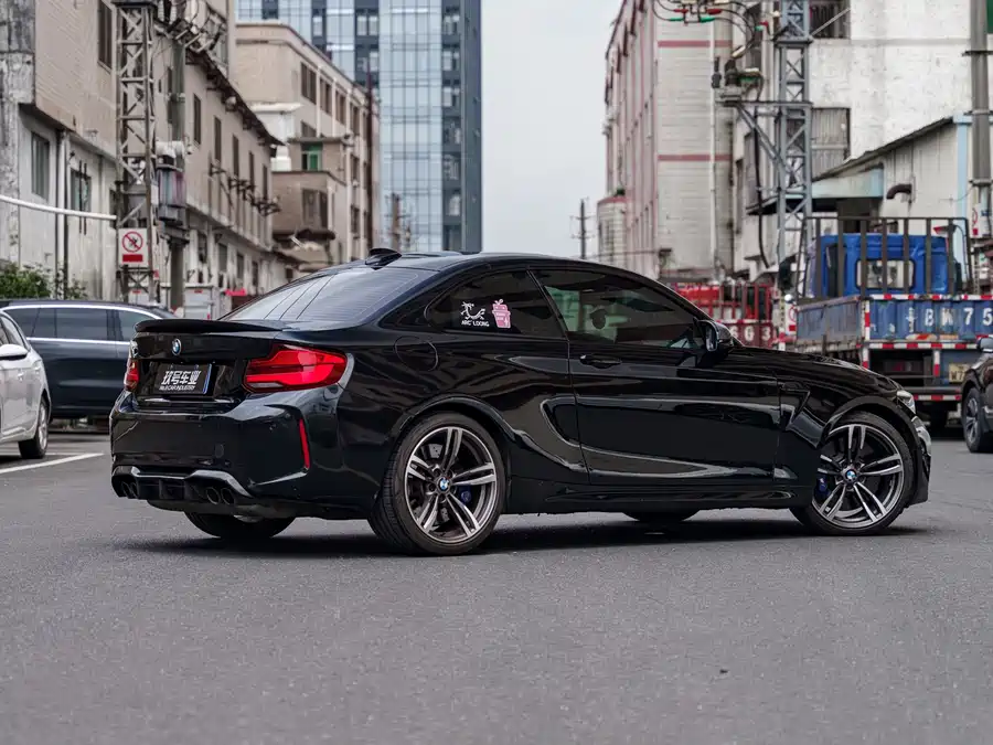 BMW M2