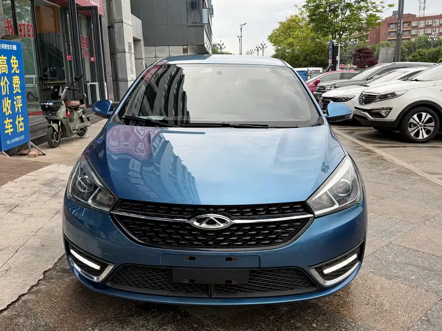 Chery Arrizo 5