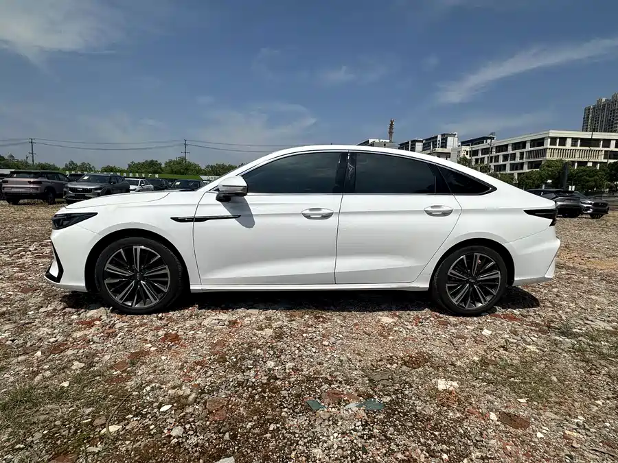 Chery Arrizo 8