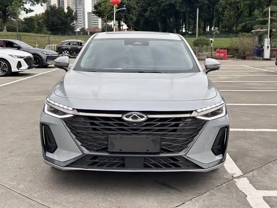 Chery Arrizo 8