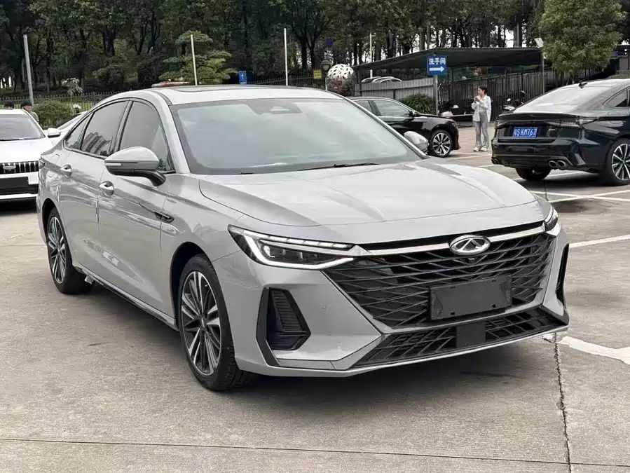 Chery Arrizo 8