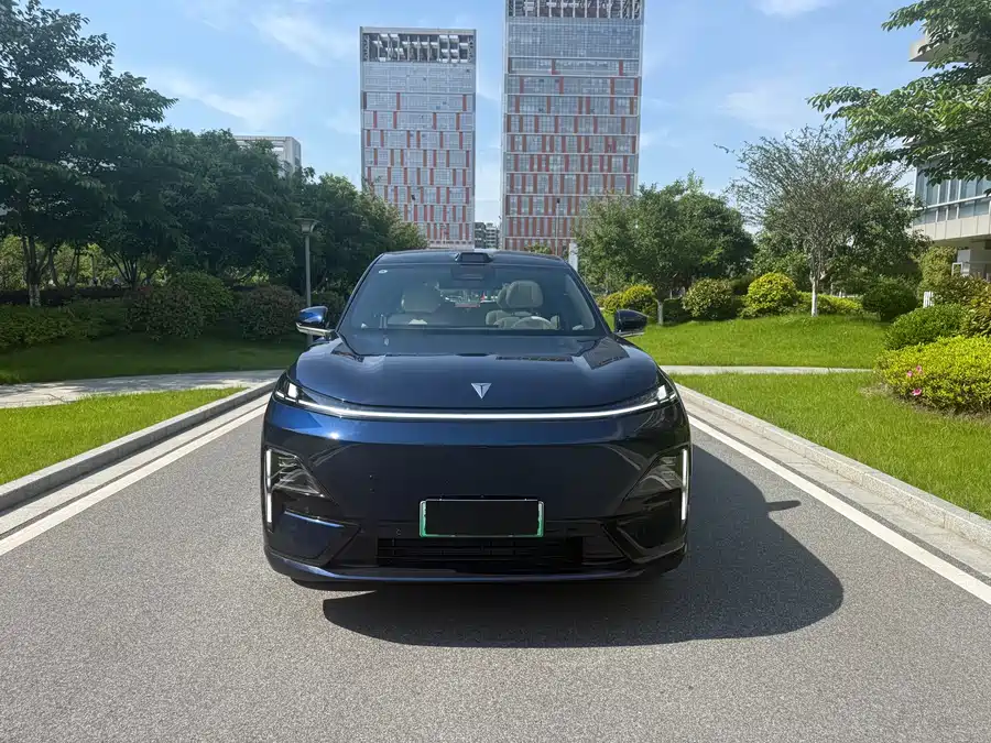 Deepal dark blue S09