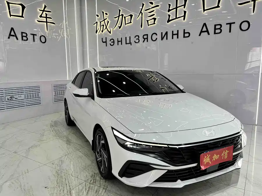 Hyundai Elantra