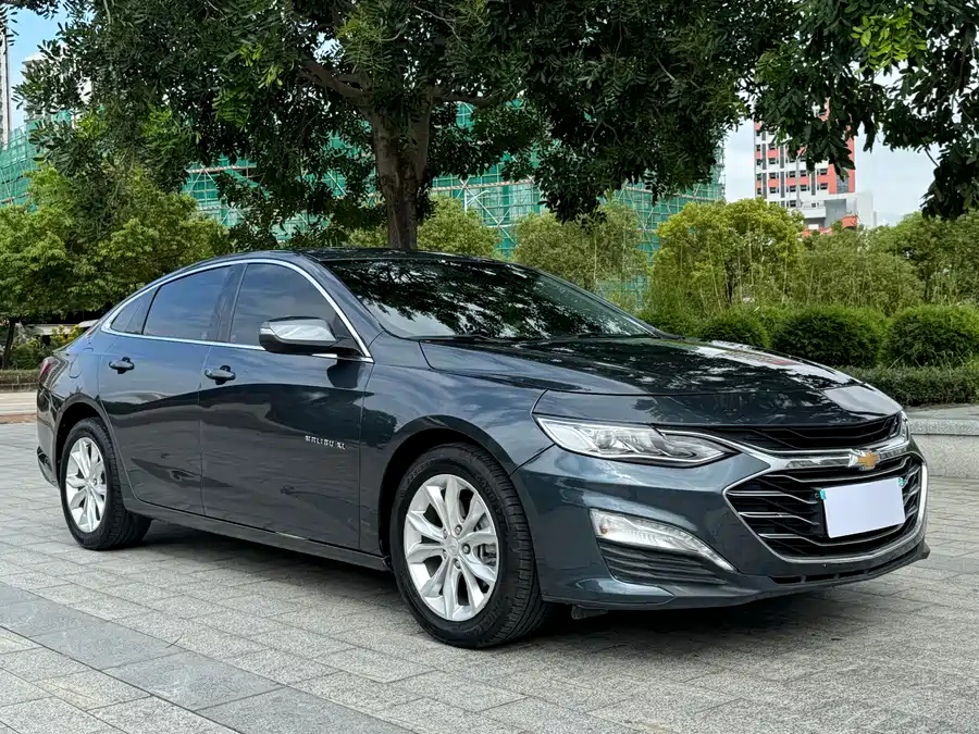 Chevrolet Malibu XL