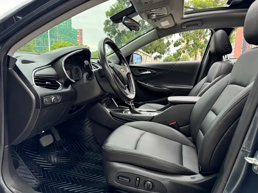 Chevrolet Malibu XL