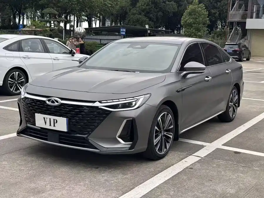 Chery Arrizo 8