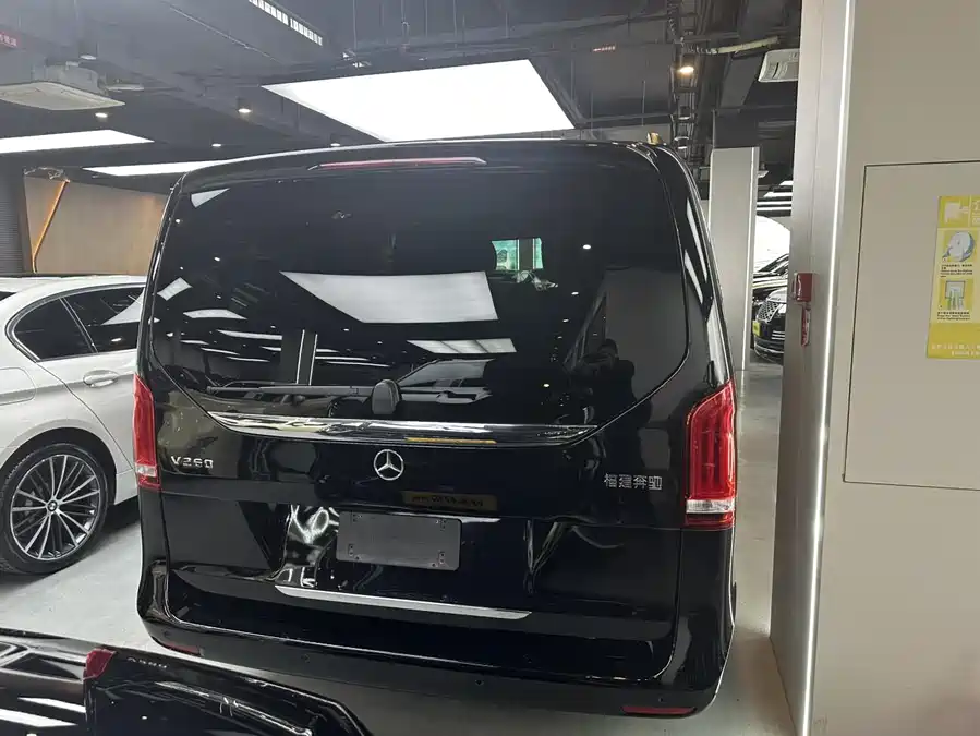 Mercedes Benz Class V