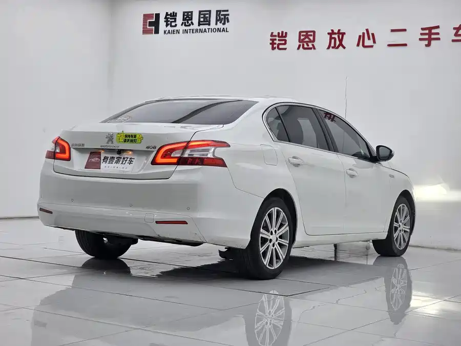 Peugeot 408