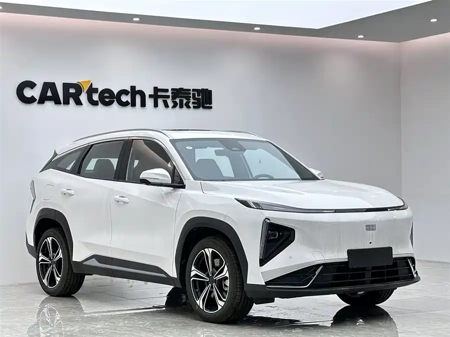 Geely Galaxy L7