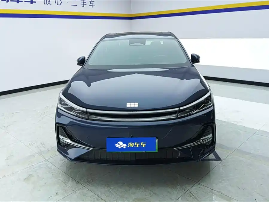 Geely Galaxy A7 EM