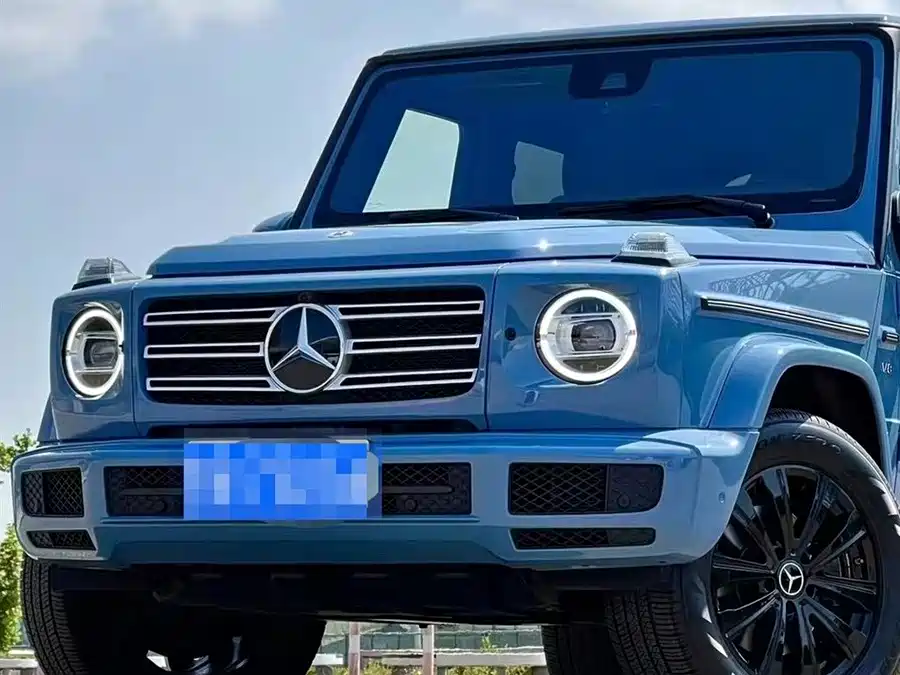 Mercedes Benz G-rated