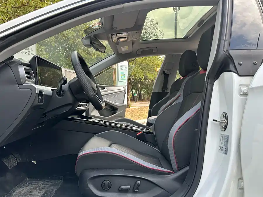 Volkswagen Lingdu