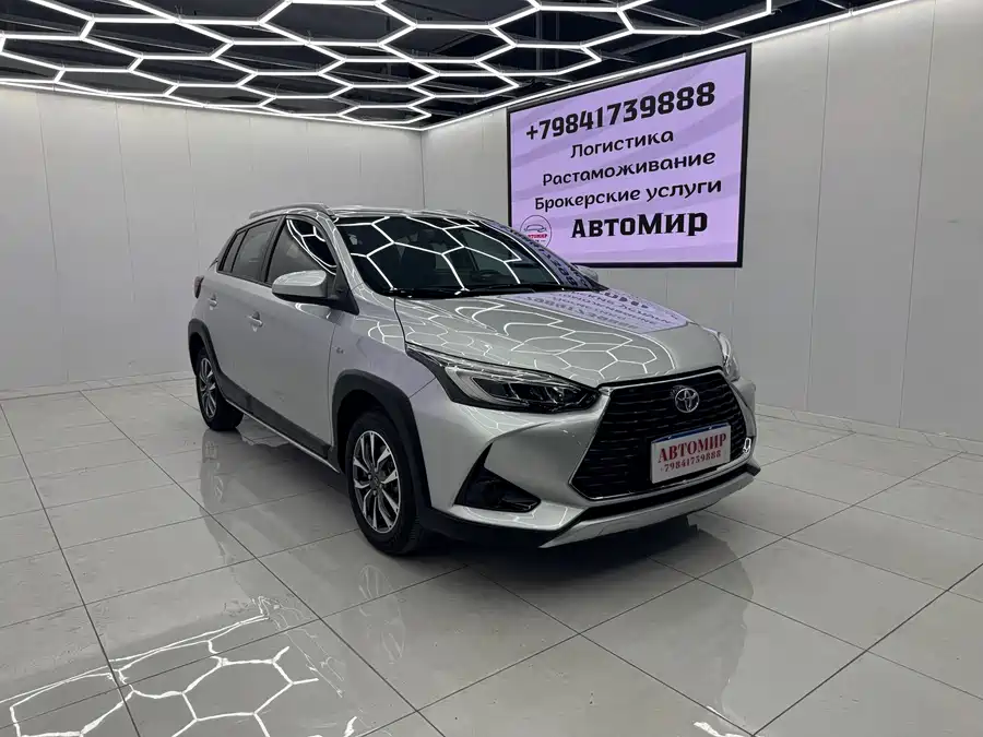 Toyota YARiS L