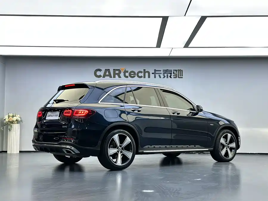 Mercedes Benz GLC