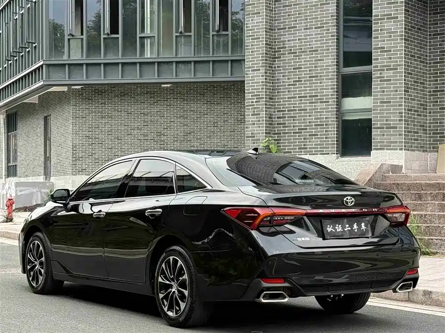 Toyota Avalon