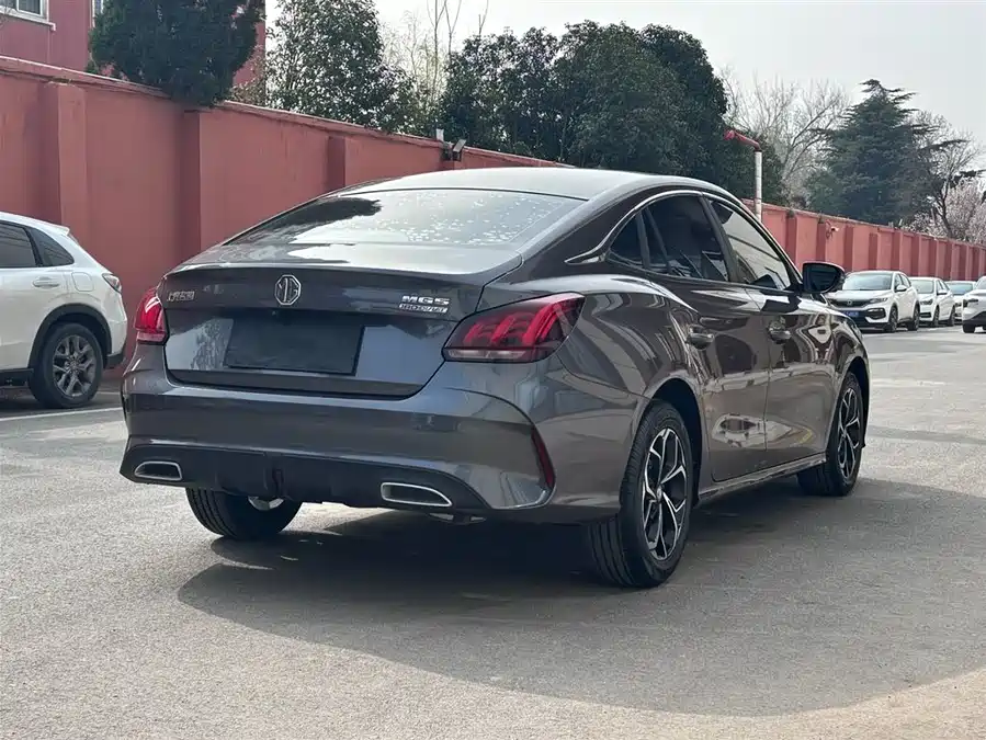 MG 5
