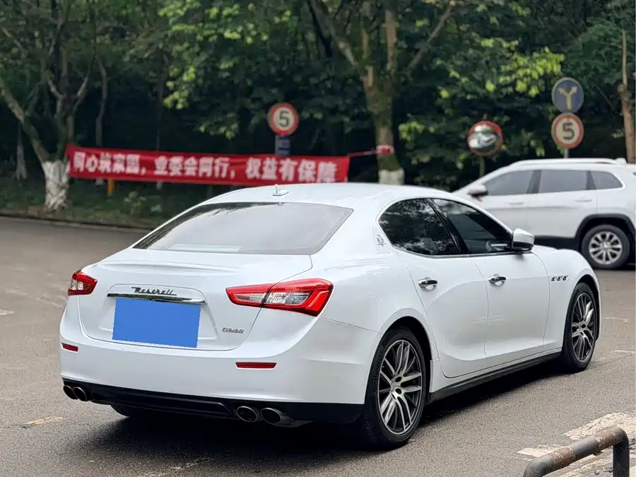 Maserati Ghibli