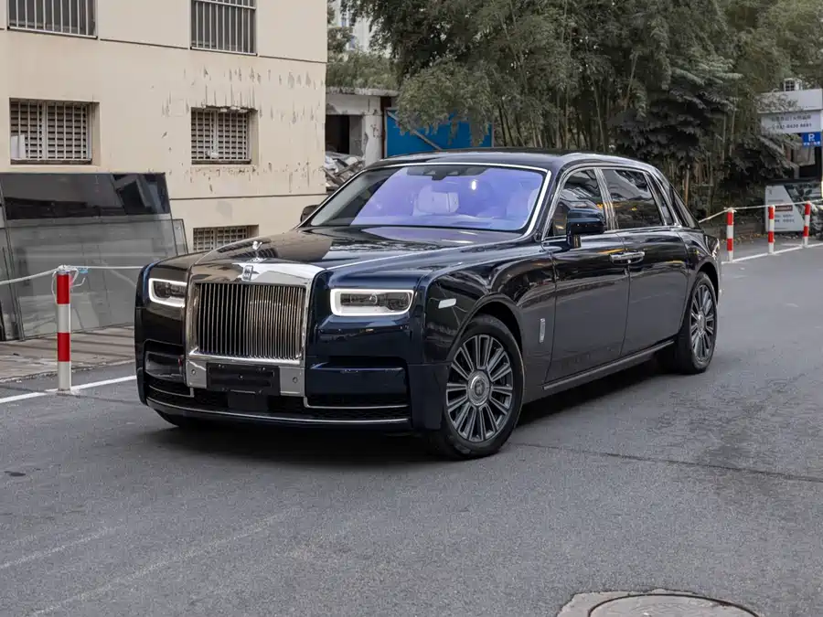 Rolls-Royce Phantom