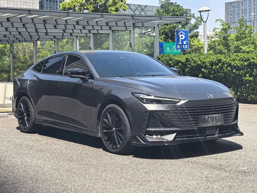 Changan UNI-V