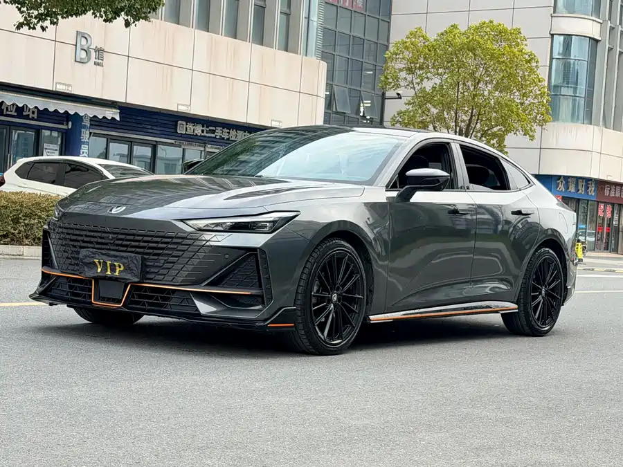 Changan UNI-V