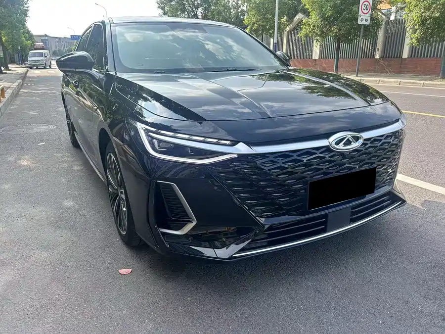 Chery Arrizo 8