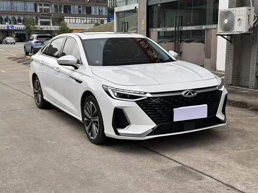 Chery Arrizo 8