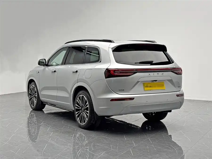 AITO Wenjie M7