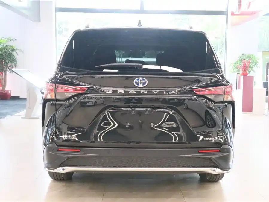 Toyota Granvia