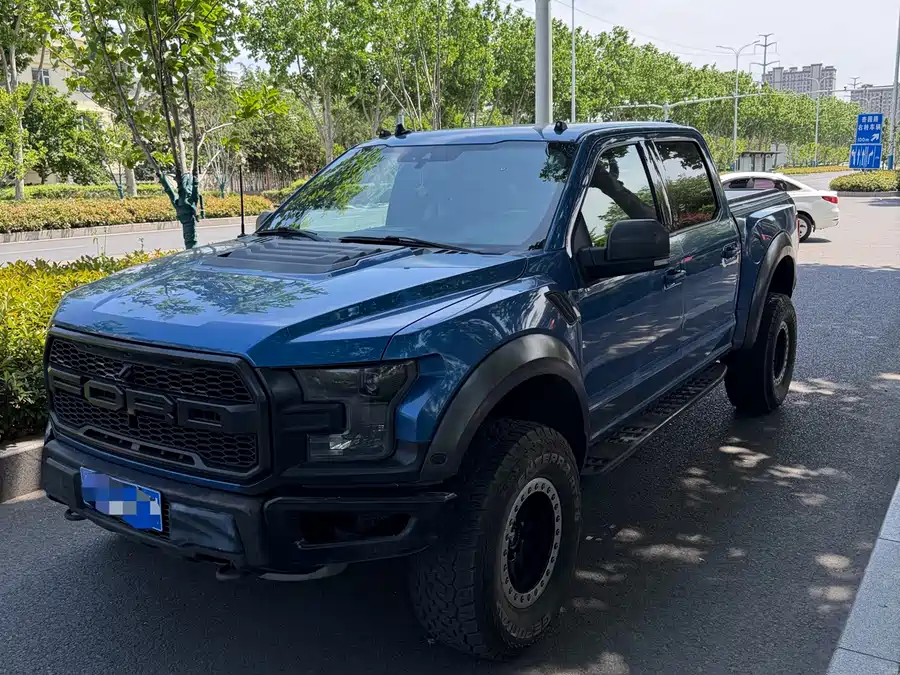 Ford F-150 Raptor
