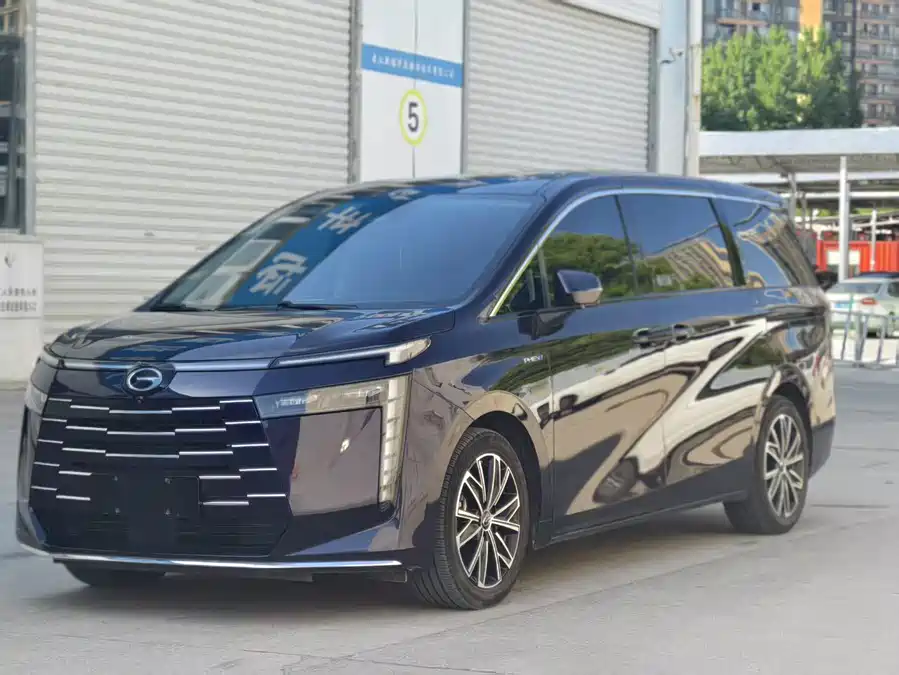 GAC Trumpchi E8 PHEV