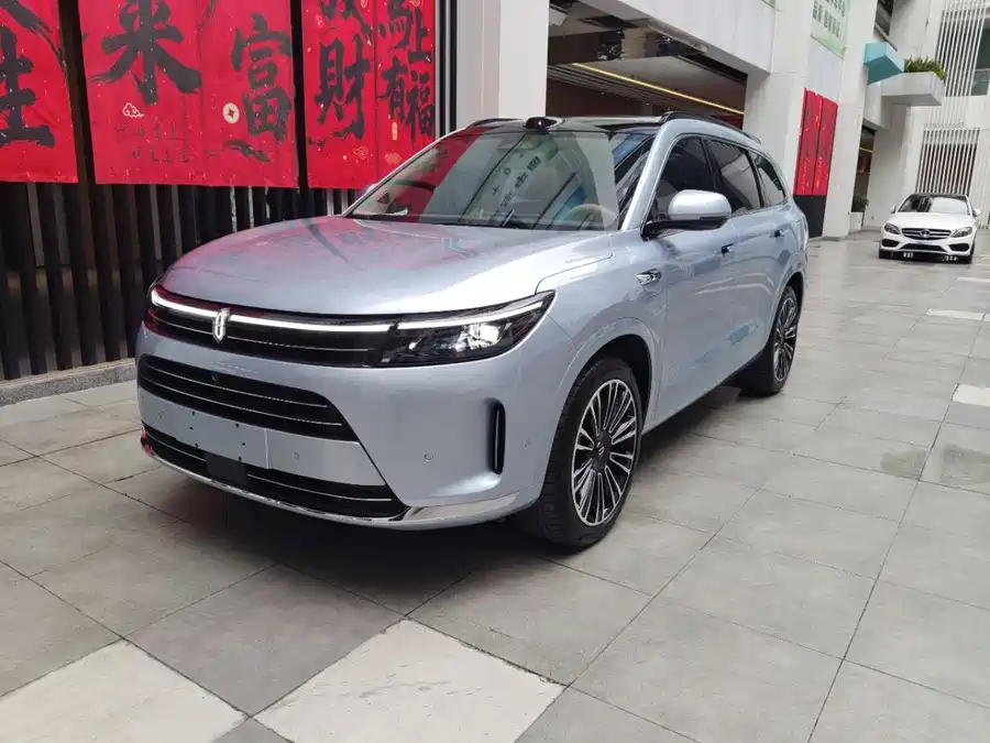 AITO Wenjie M7