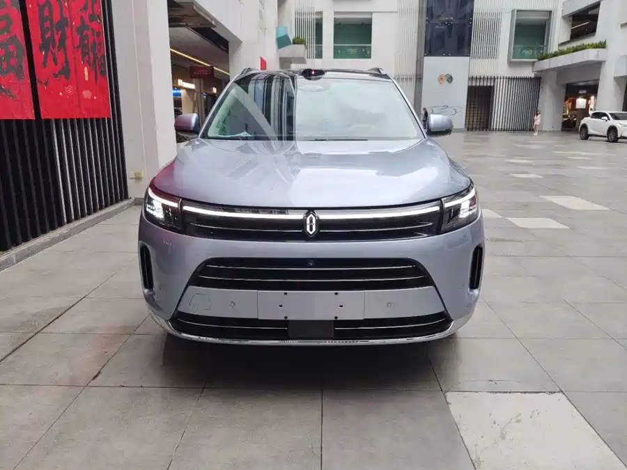 AITO Wenjie M7