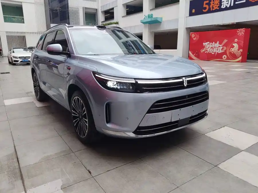 AITO Wenjie M7