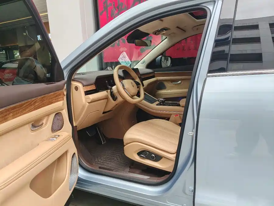 AITO Wenjie M7