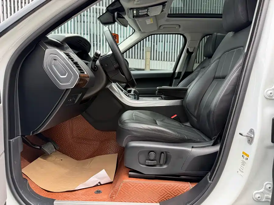 Land Rover Range Rover Sport New Energy