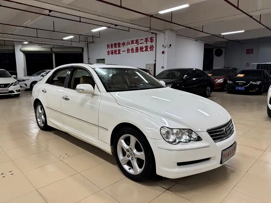 Toyota Reiz